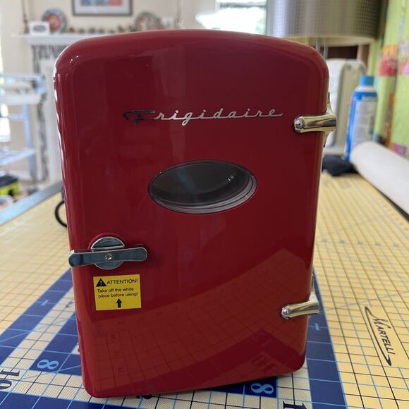 Frigidaire Retro 6 Can Mini Personal/Portable Fridge Beverage Cooler EFMIS129-B - Picture 1 of 8